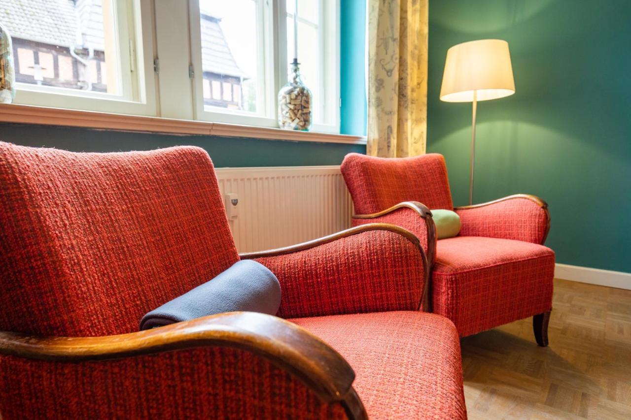 Kavaliershaus Krumke - Gaestehaus Im Schlosspark - Schluesselbox - Kein Tv Otel Dış mekan fotoğraf
